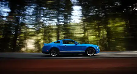 Ford Shelby GT500 - стильная лошадка