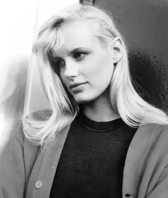 DARYL HANNAH
