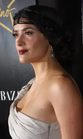 Такая разная,но всегда прекрасная Сальма Хайек.Часть первая.