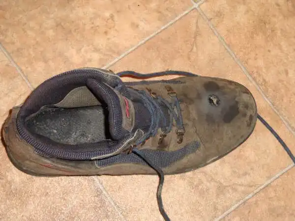 Не нада балавацца с пистолем