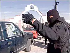 В Мексике полицию подозревают в связях с наркобандами