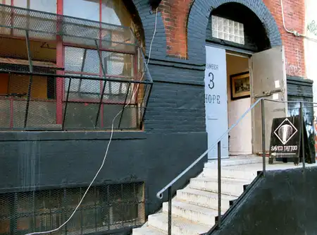 тату-салона Saved Tattoo