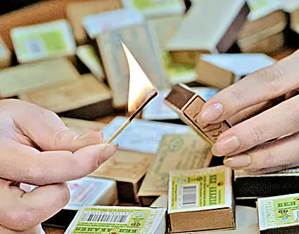 История спичек