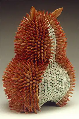 Ощетинившиеся скульптуры