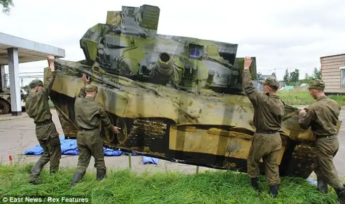 Надувная военная техника России