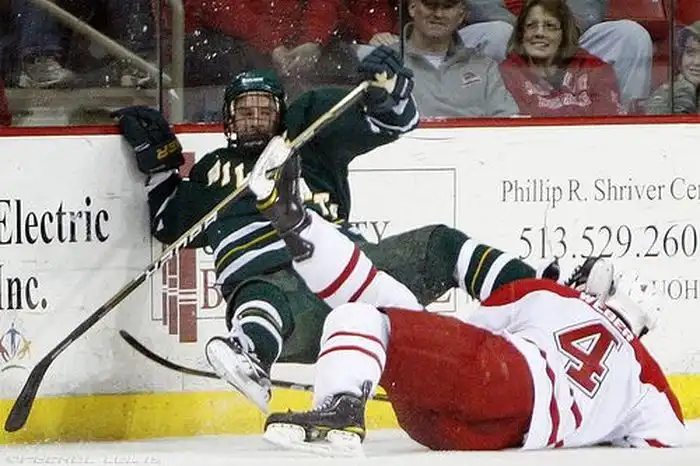 Трус не играет в хоккей