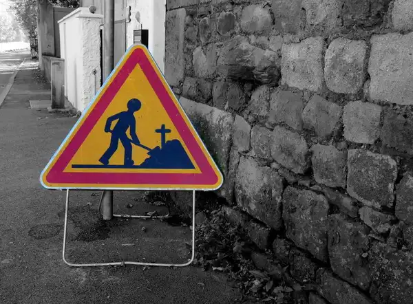 Веселый стрит-арт OakoAk