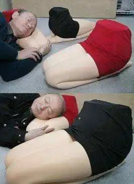 Необычные стулья и кресла.