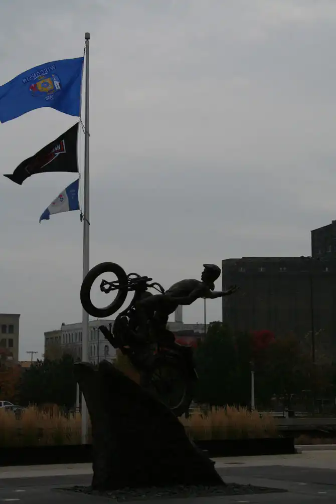 Поездка на родину харлеев