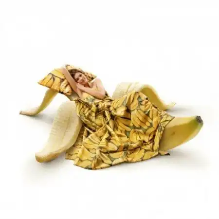 Дочка комиссара полиции приходит к отцу:  - Папа, я беременна, а вот список подозреваемых.