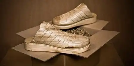 Деревянные сникерсы (10 фото)