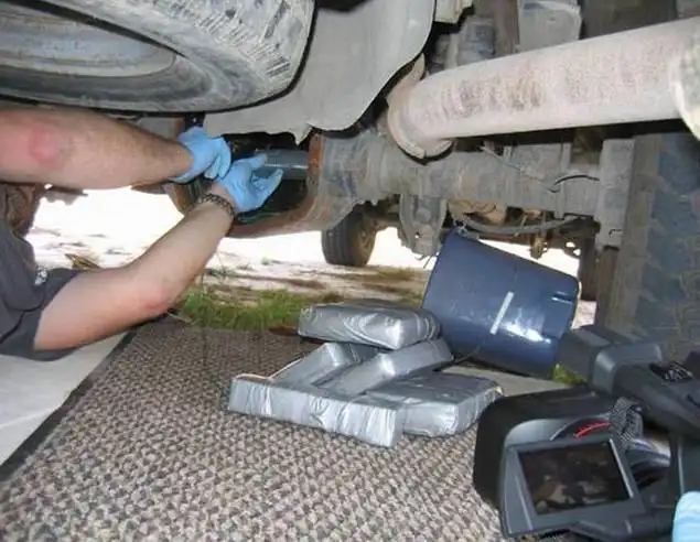 Места, где в машине прячут кокаин.