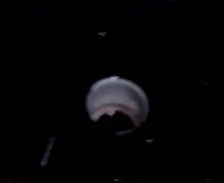 контраст света и тьмы. 21+