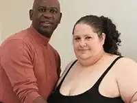 Женщина весом в 273 кг раскормила себя ради мужа