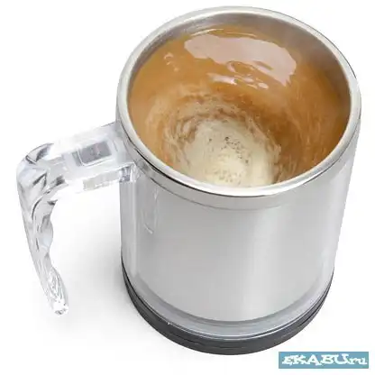 Гаджет для гика - кружка, размешивающая сахар