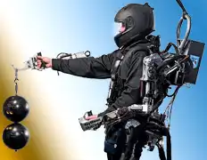 Костюм умножает силу человека в 20 раз