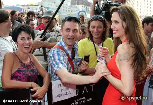 Фото  Анджелины Джоли  в Москве