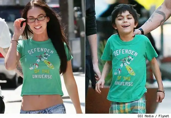 Меган Фокс в футболках 8-летнего мальчика