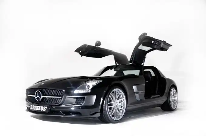 Brabus и Mercedes SLS AMG