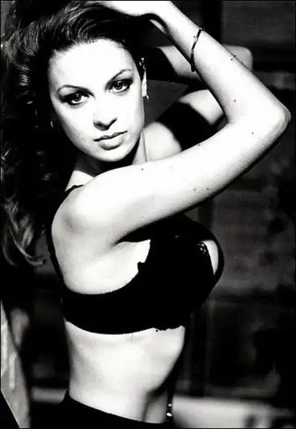 Алисия Дюваль и ее зависимость