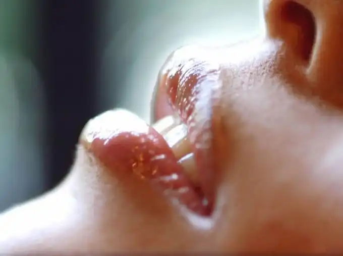 Сладкие губы