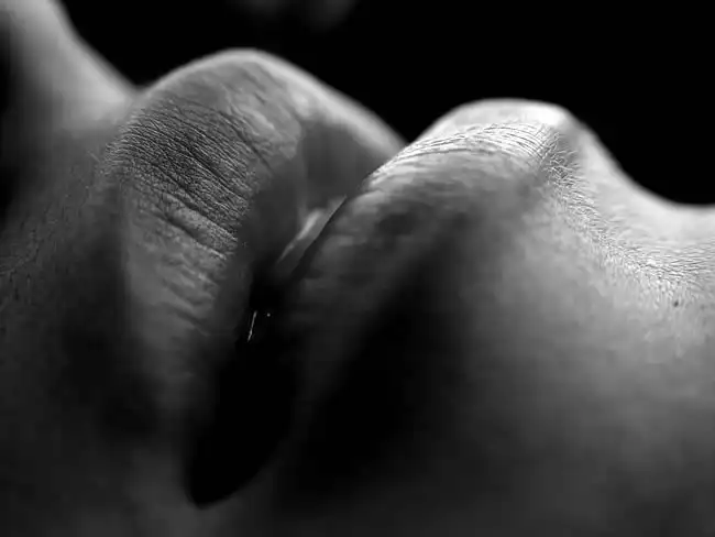 Сладкие губы