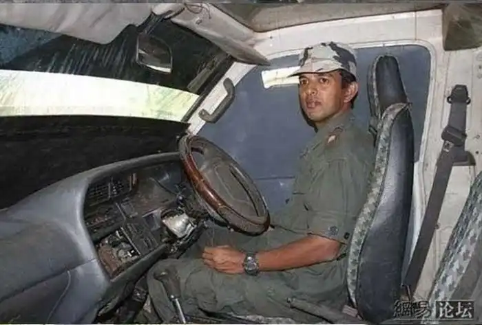 Бронированный Сомалийский автомобиль