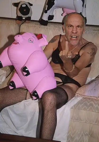 Фотожабы на фильм "RED"