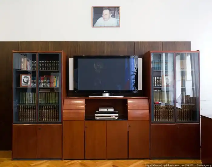 Кабинет Владислава Суркова