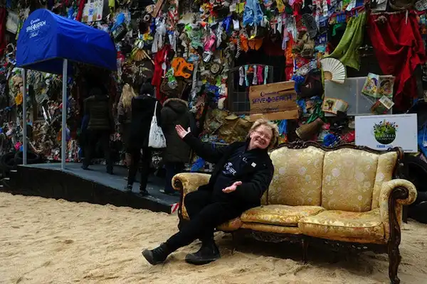 Гостиница Beach Garbage Hotel в Мадриде