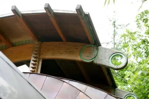 Дом-дерево от архитектора Роберта Харви Ошэза