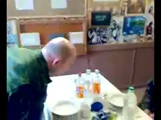 Прапор учит как заступиться за девушку