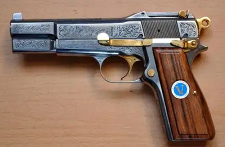 Пистолет Browning HP (High Power 1935) Бельгия.