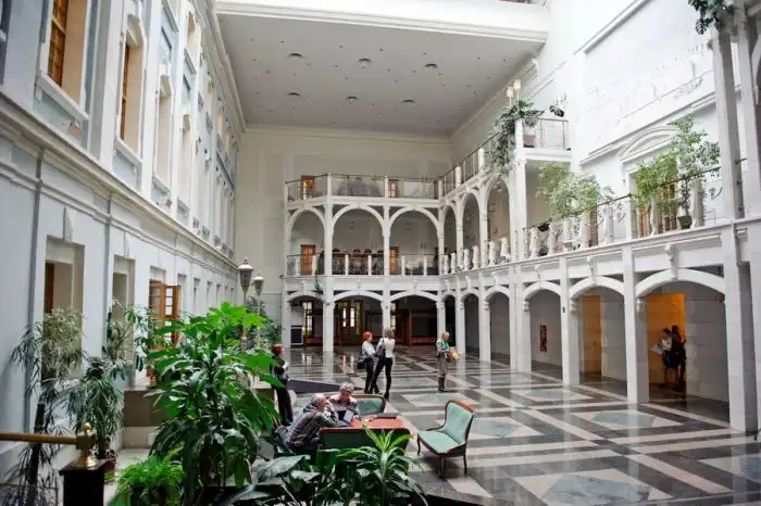 Большой Академический Театр готовится к открытию