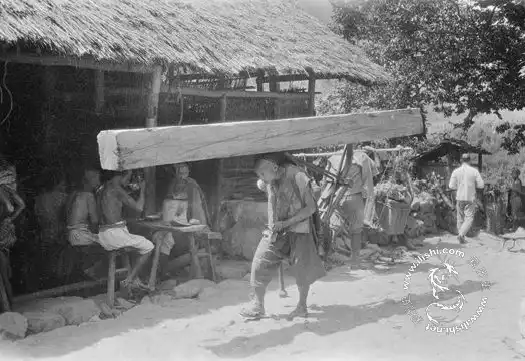 Китайские кули-носильщики