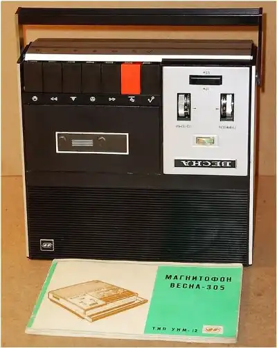 Кассетные магнитофоны СССР (30 фото)