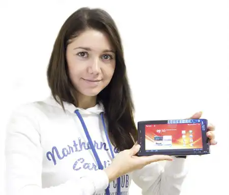 750 человек уже получили по 300 рублей на счет и шанс выиграть планшетник. А ты?