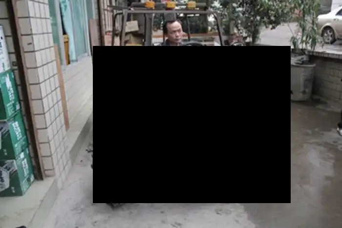 Китайский "Hummer" (мини пост)