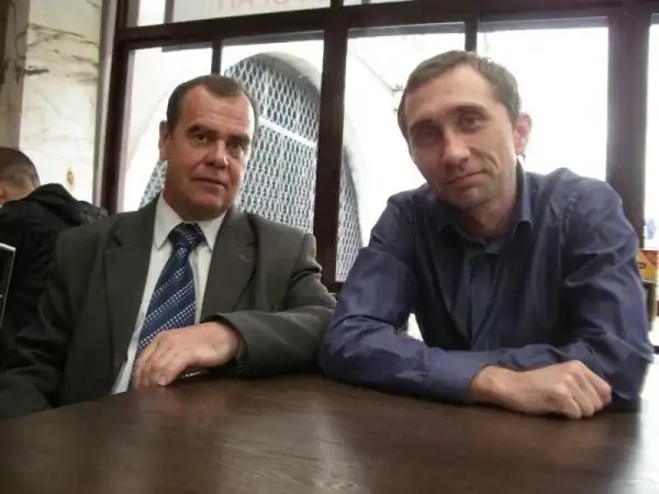 Кого же они мне напоминают?..