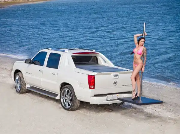 Загадка дня: Для чего такой странный прицеп?