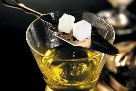 10 интересных фактов об Абсенте