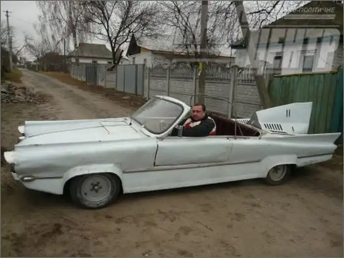 Ласточка - машина Фантомаса