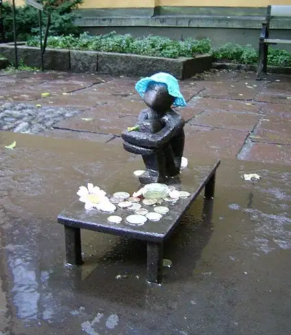 Самый маленький памятник в мире