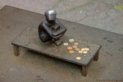 Самый маленький памятник в мире