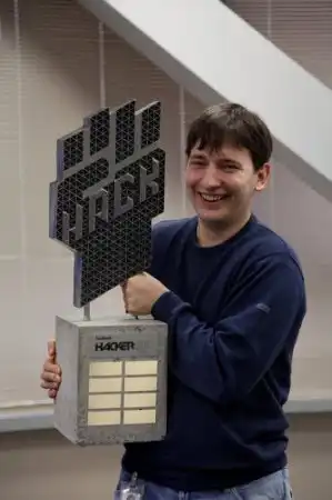 Россиянин выиграл в хакерском конкурсе Facebook