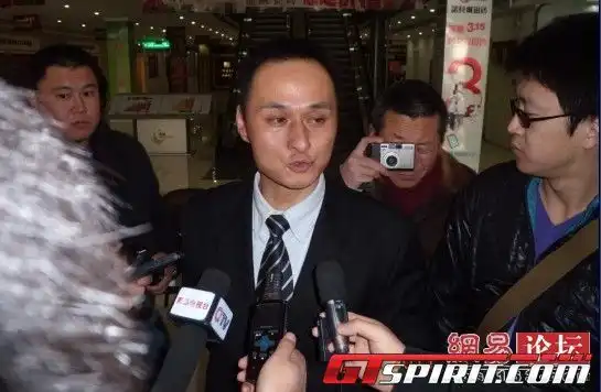 Преднамеренное уничтожение Lamborghini Gallardo в Китае