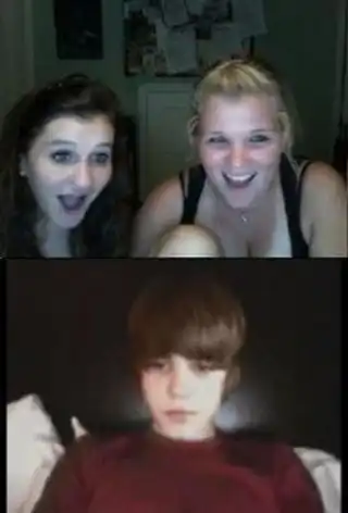 Решили показать сиськи