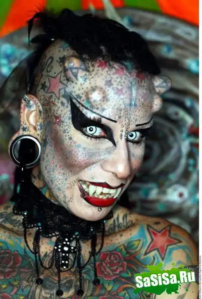 ЖЕНЩИНА ВАМПИР ... МАТЬ ЧЕТЫРЁХ ДЕТЕЙ!