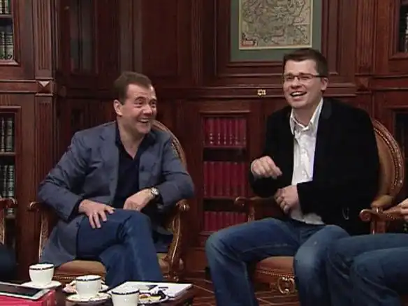 В день дурака, президента развлекал Comedy Club