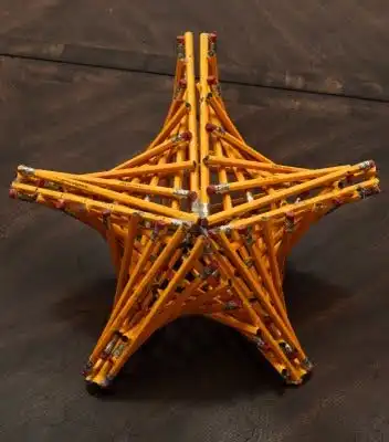 Фигуры из карандашей